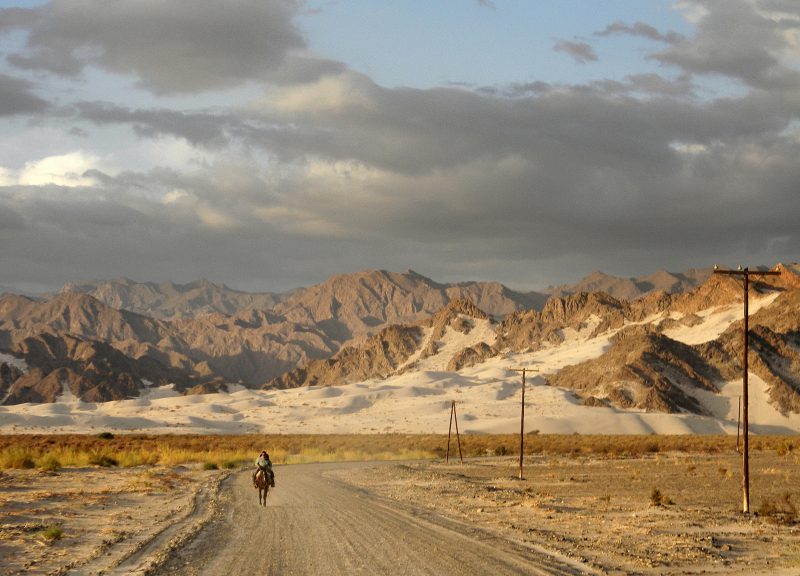 Camino a las dunas de Tatón